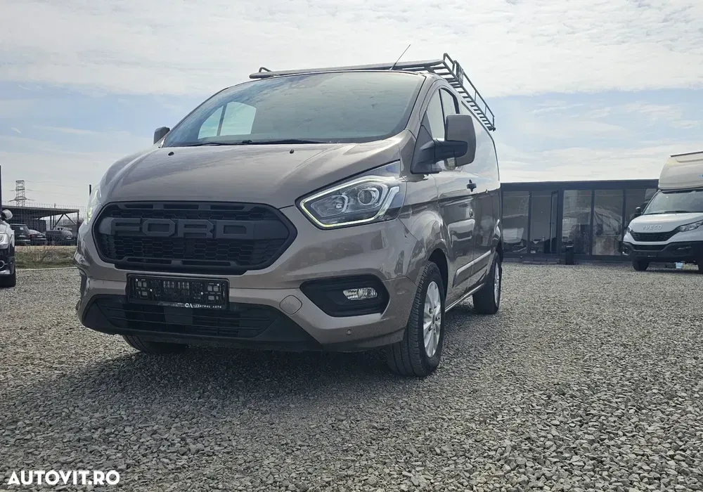 Ford Transit Custom — imagine 3
