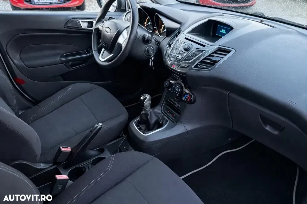 Ford Fiesta 1.6 TDCI Titanium — imagine 6