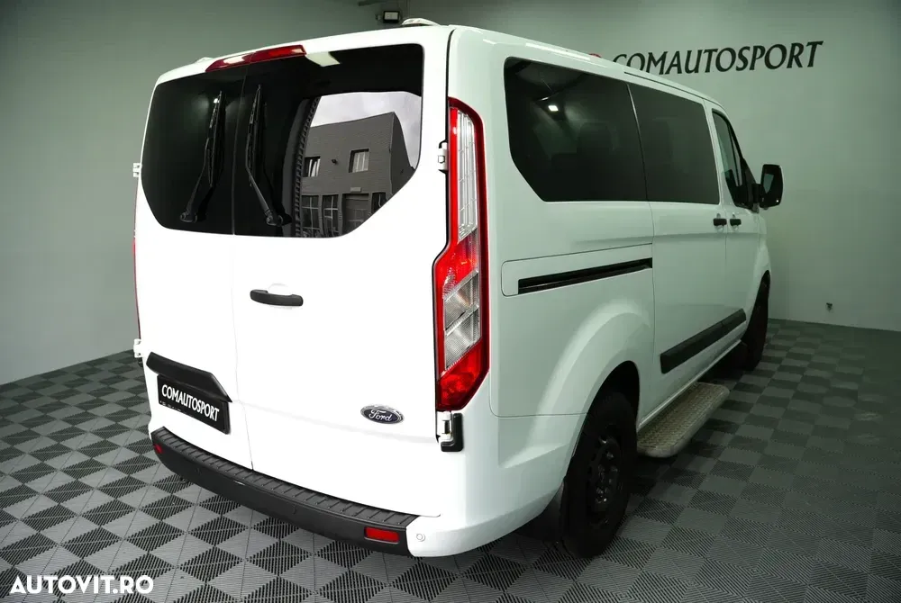 Ford Transit Custom — imagine 6