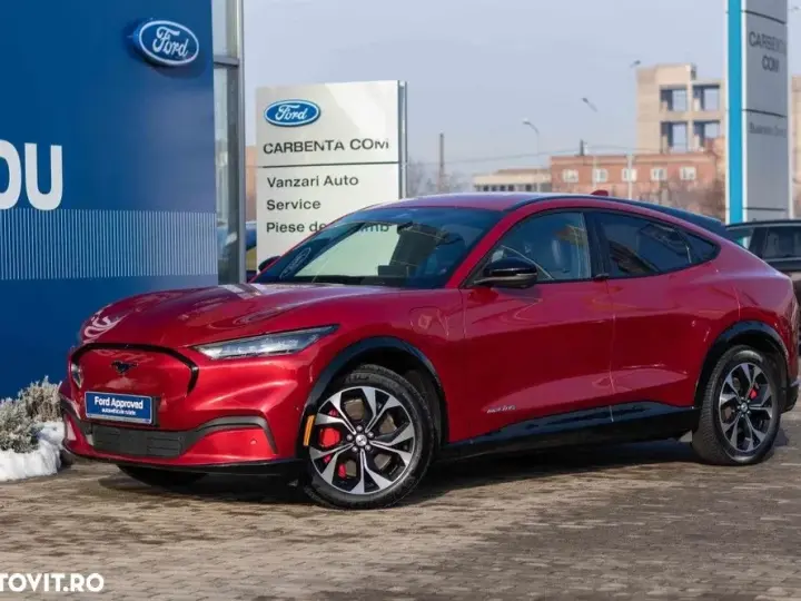 Ford Mustang Mach-E AWD Standard Range 198 kW Premium