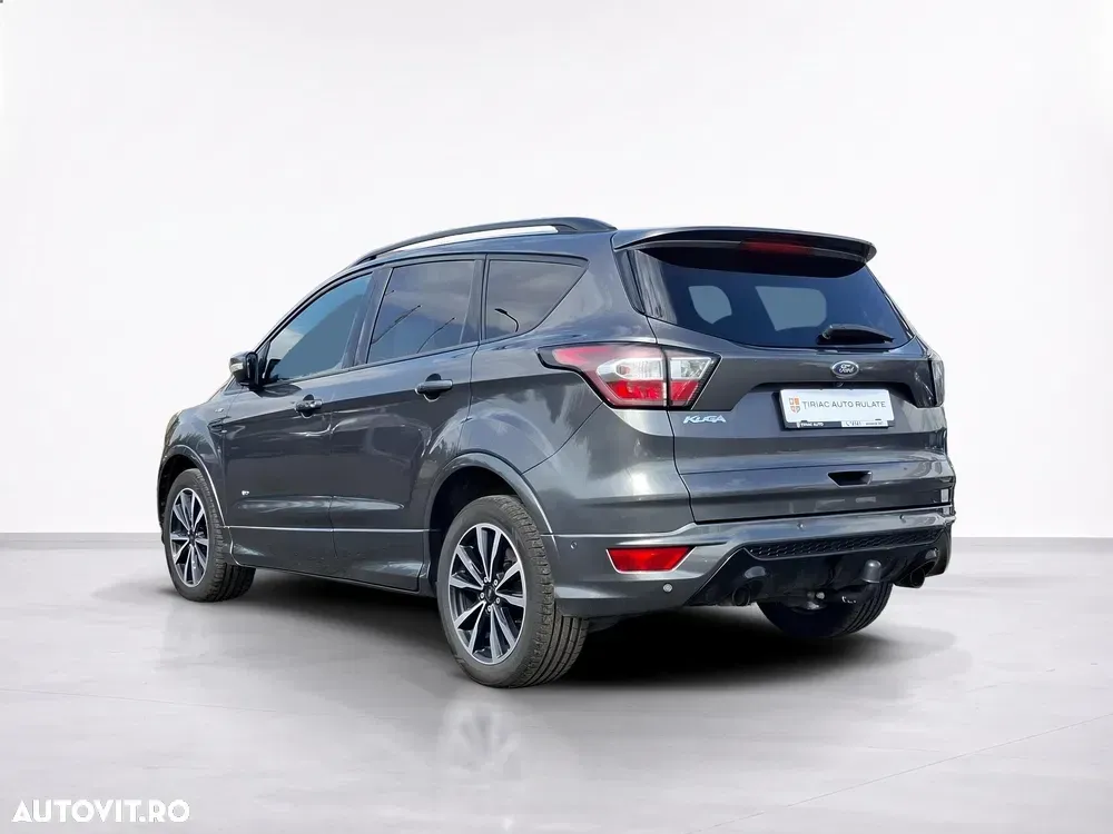 Ford Kuga 2.0 TDCi 4WD Powershift ST-Line — imagine 3