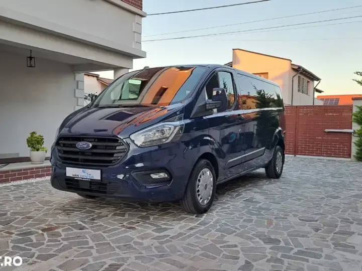 Ford Transit Custom Kombi 320 2.0 EcoBlue 130 CP L2H1 Trend