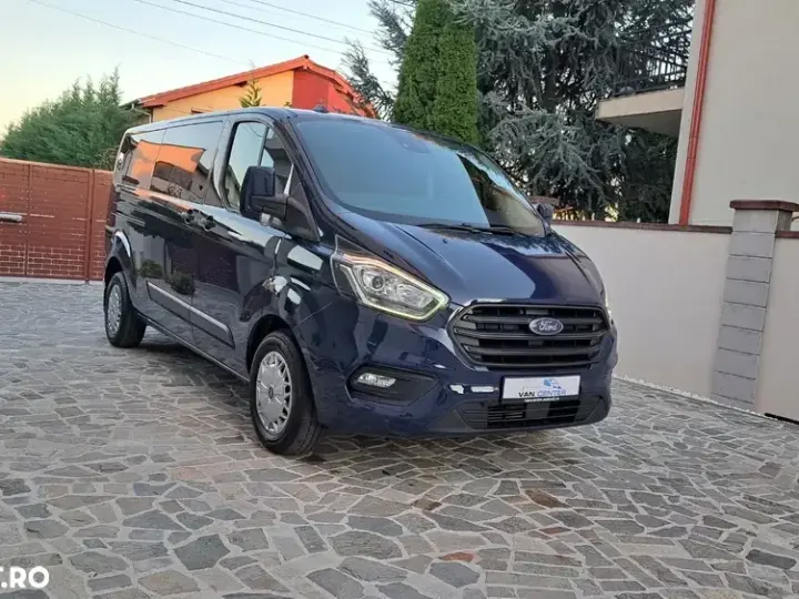 Ford Transit Custom Kombi 320 2.0 EcoBlue 130 CP L2H1 Trend