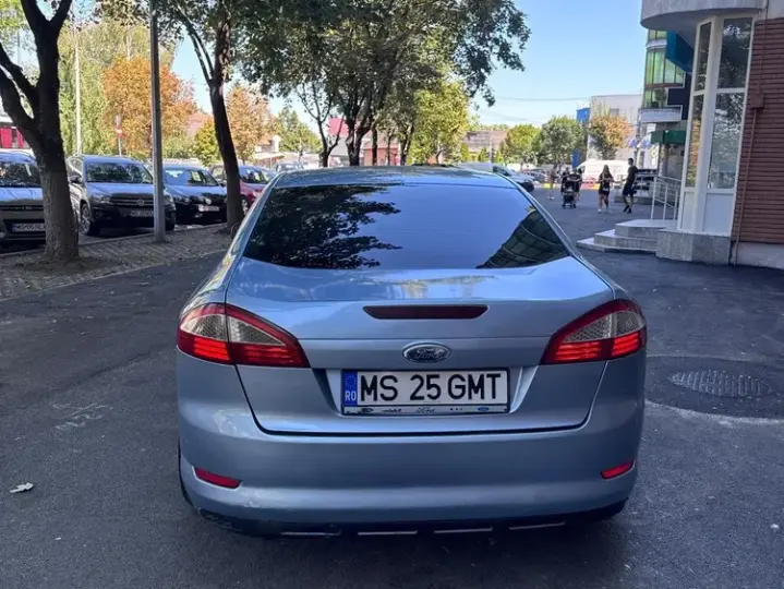 Ford Mondeo III 2.0 TDCi Trend
