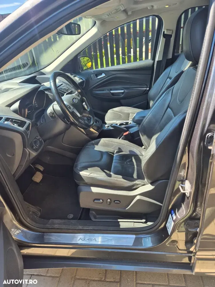 Ford Kuga II 2.0 TDCi 4x4 Aut. Titanium — imagine 3
