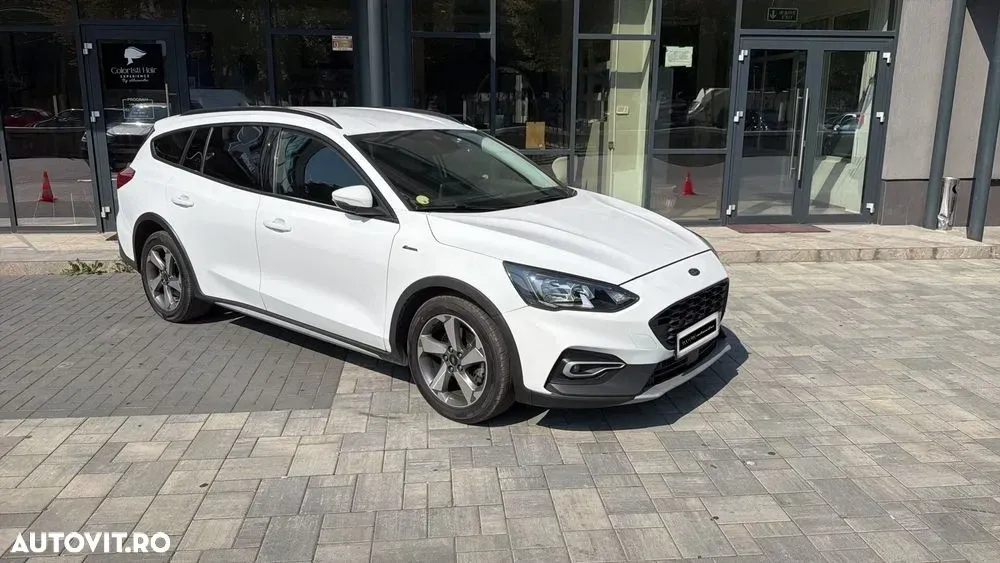 Ford Focus MK4 — imagine 3