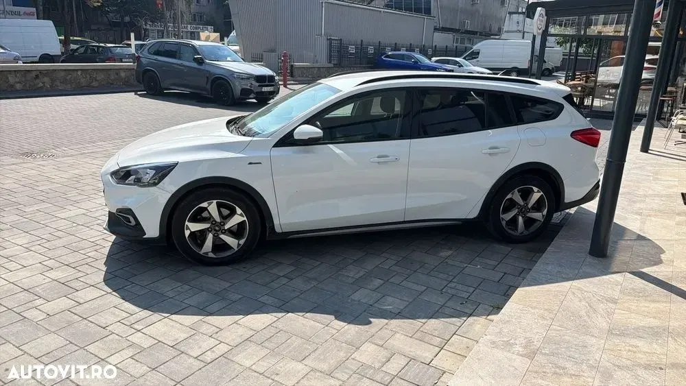 Ford Focus MK4 — imagine 6