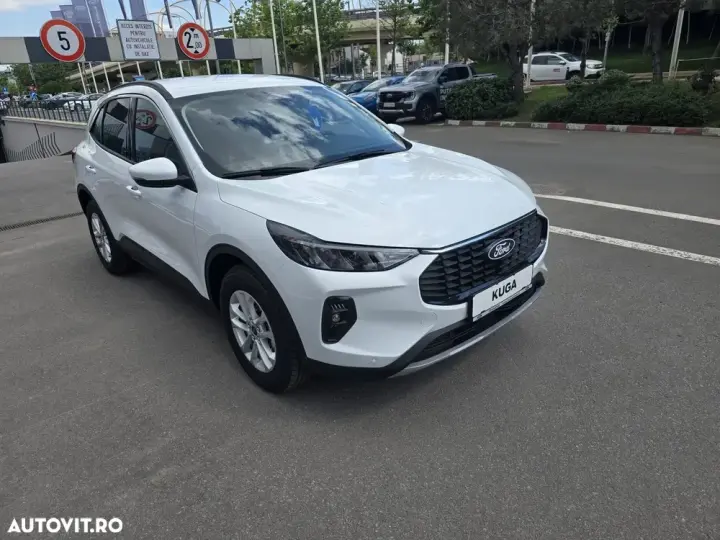 Ford Kuga III 2.5 Duratec FWD FHEV Titanium