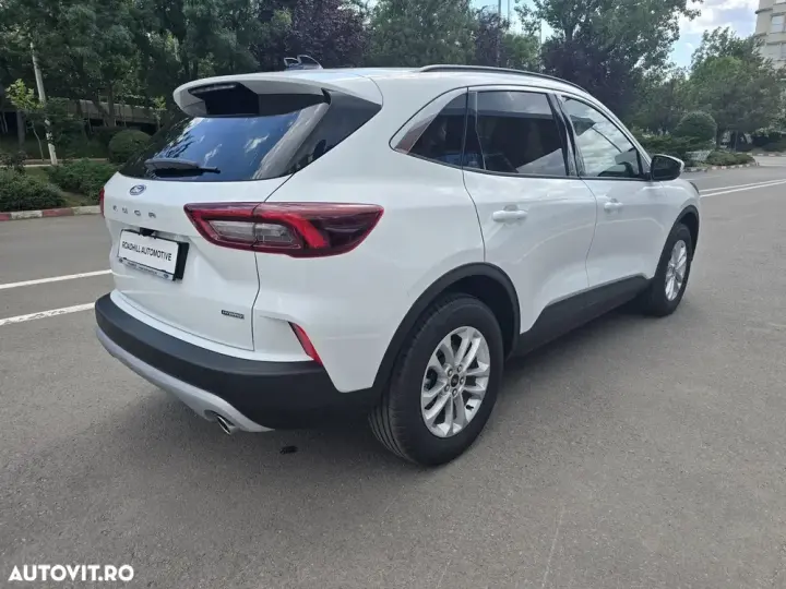 Ford Kuga III 2.5 Duratec FWD FHEV Titanium