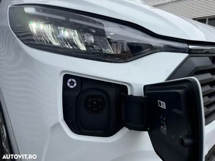 Ford Transit Custom 320L 2.5 227 CP L2H1 CVT PHEV Trend