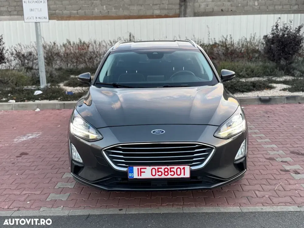 Ford Focus MK4 1.5 EcoBlue Titanium — imagine 2