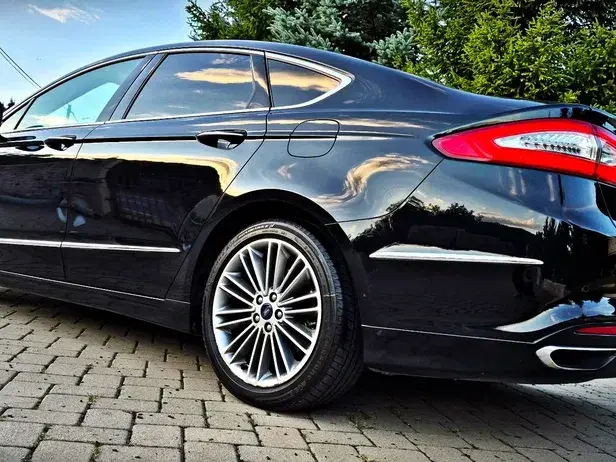 Ford Mondeo IV 2.0 HEV Vignale