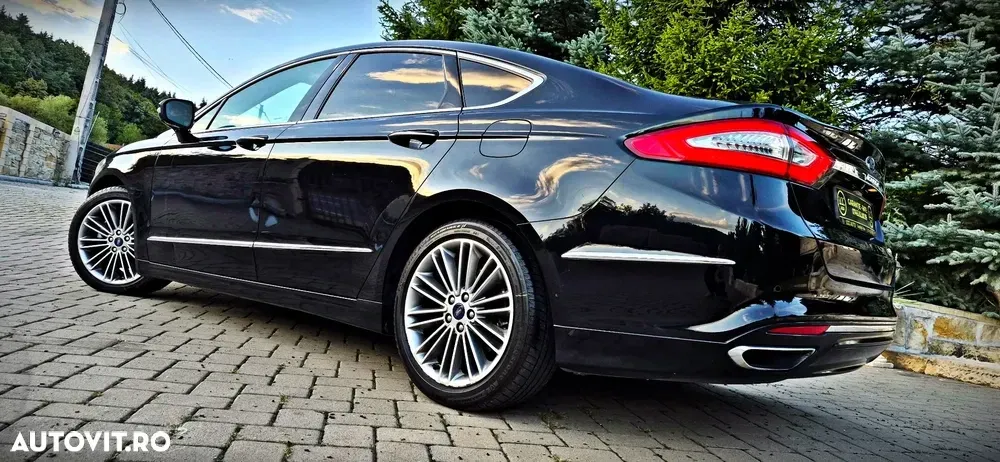 Ford Mondeo IV 2.0 HEV Vignale — imagine 3