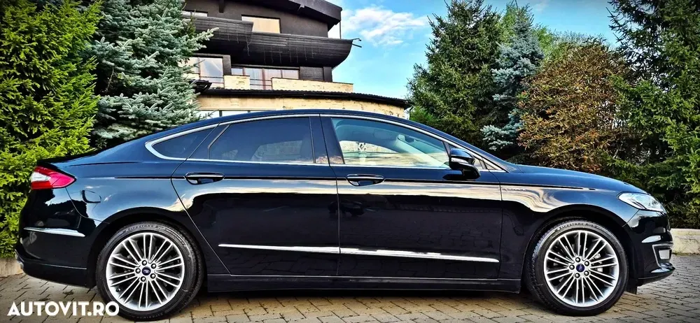 Ford Mondeo IV 2.0 HEV Vignale — imagine 6