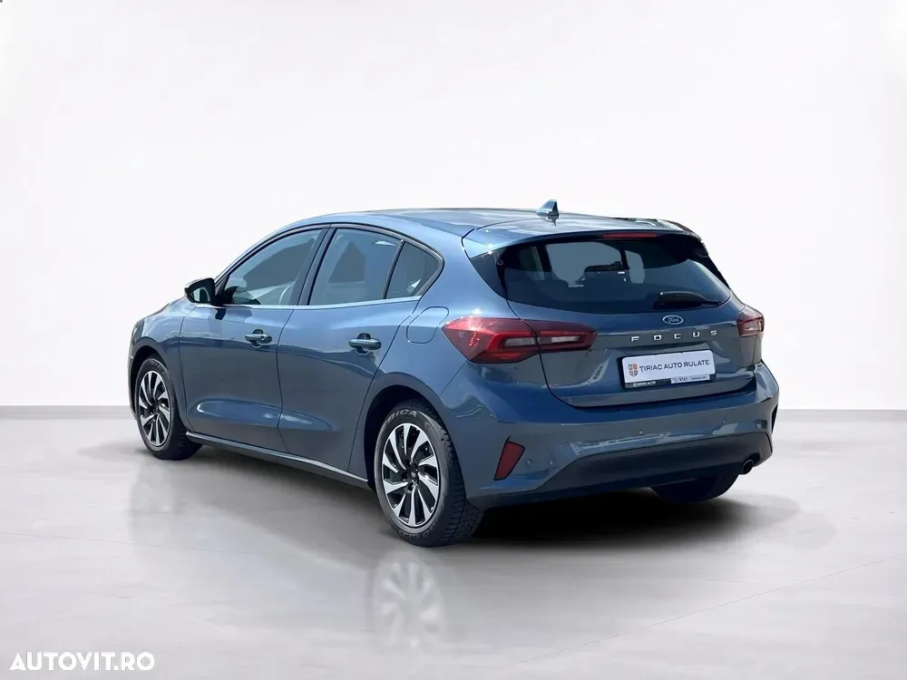 Ford Focus MK4 — imagine 4