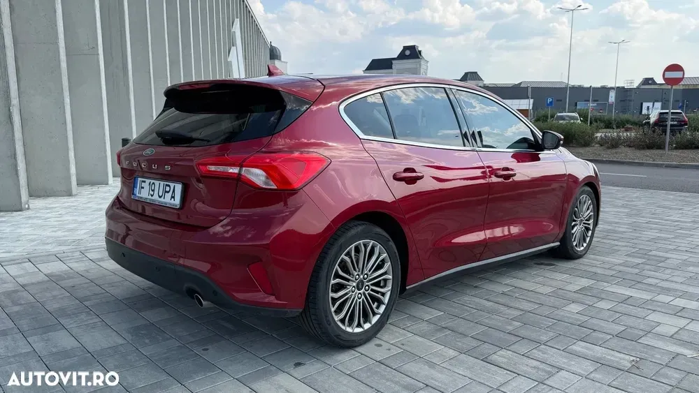 Ford Focus MK4 1.5 EcoBlue Titanium — imagine 3