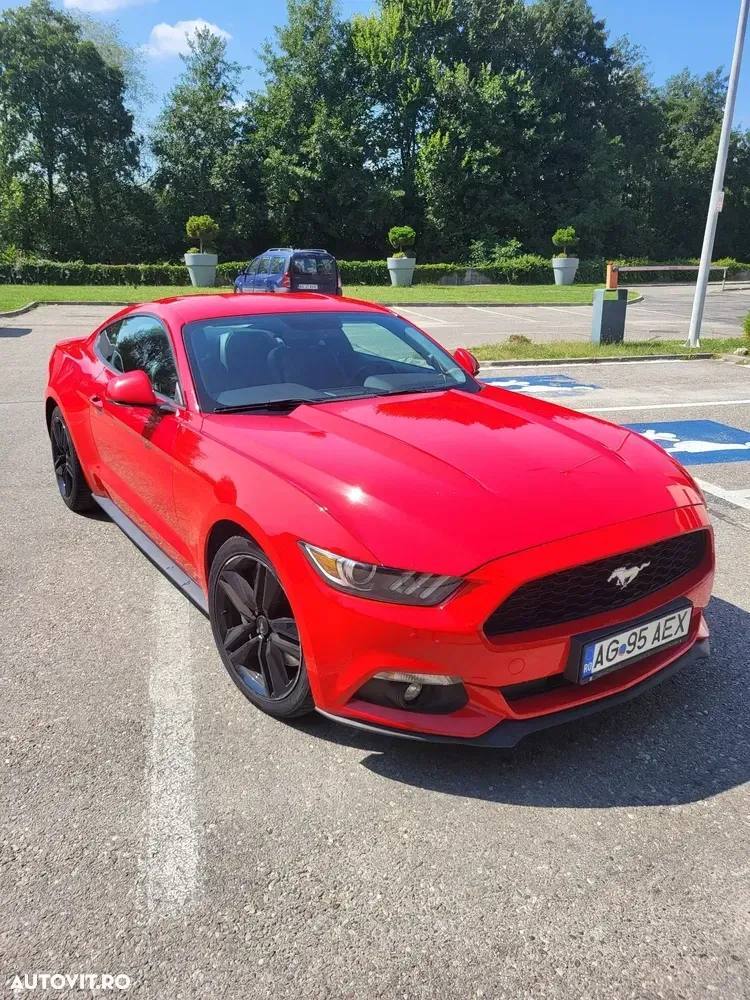 Ford Mustang VI 2.3 Eco Boost Aut. — imagine 4