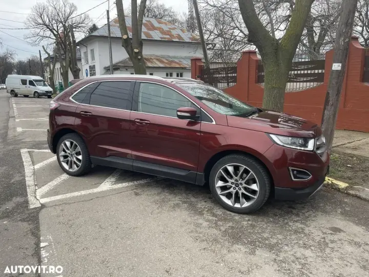Ford Edge II 2.0 TDCi Powershift Titanium