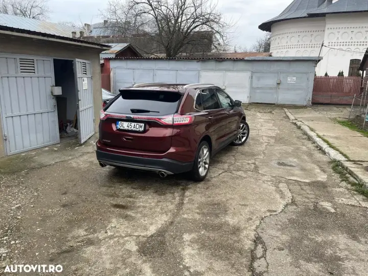 Ford Edge II 2.0 TDCi Powershift Titanium