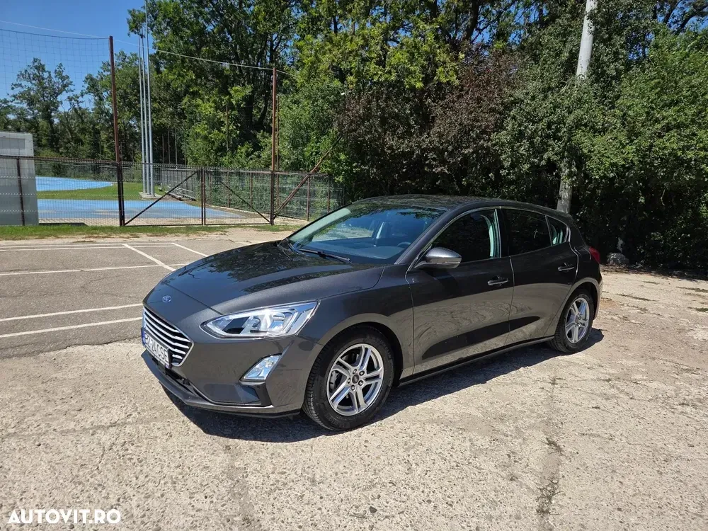Ford Focus MK4 1.0 EcoBoost Titanium — imagine 3