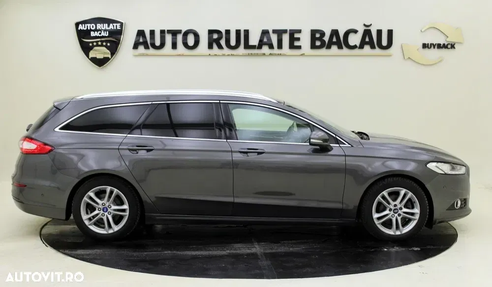 Ford Mondeo 2.0 TDCI PowerShift Titanium — imagine 3