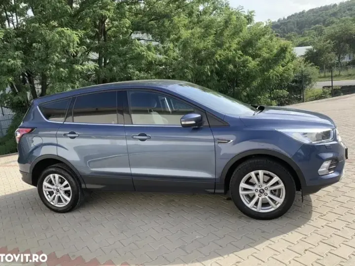 Ford Kuga II 2.0 EcoBlue A8 AWD Trend