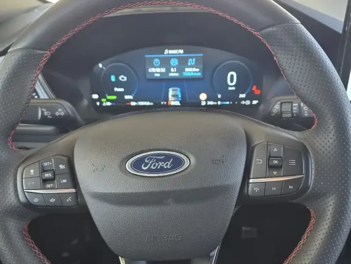 Ford Kuga III 2.5 Duratec FWD FHEV ST-Line X