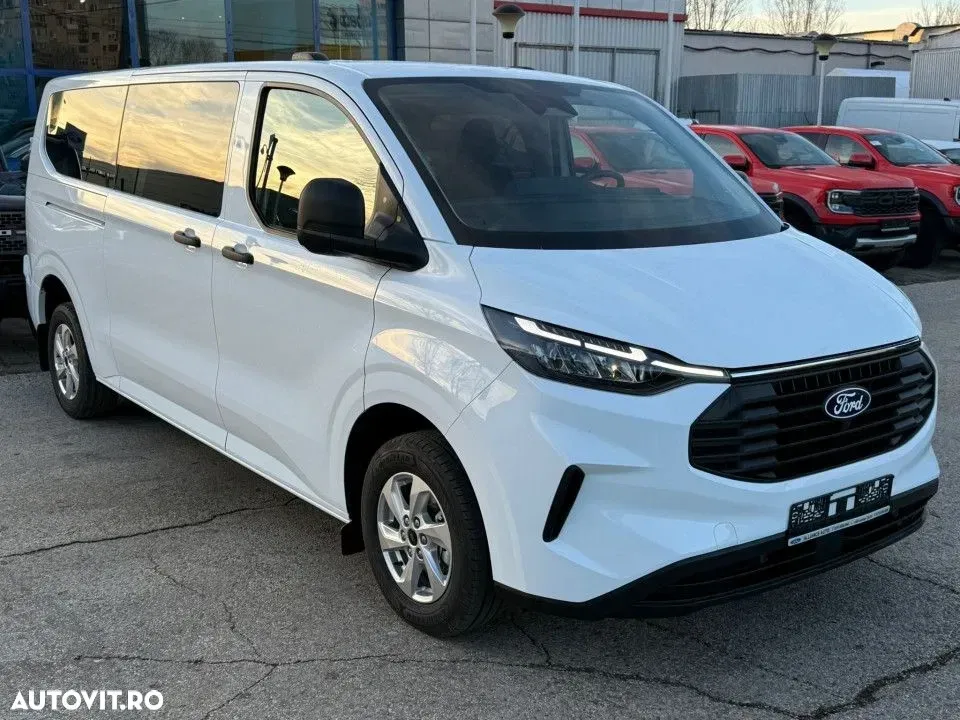 Ford Transit Custom — imagine 6