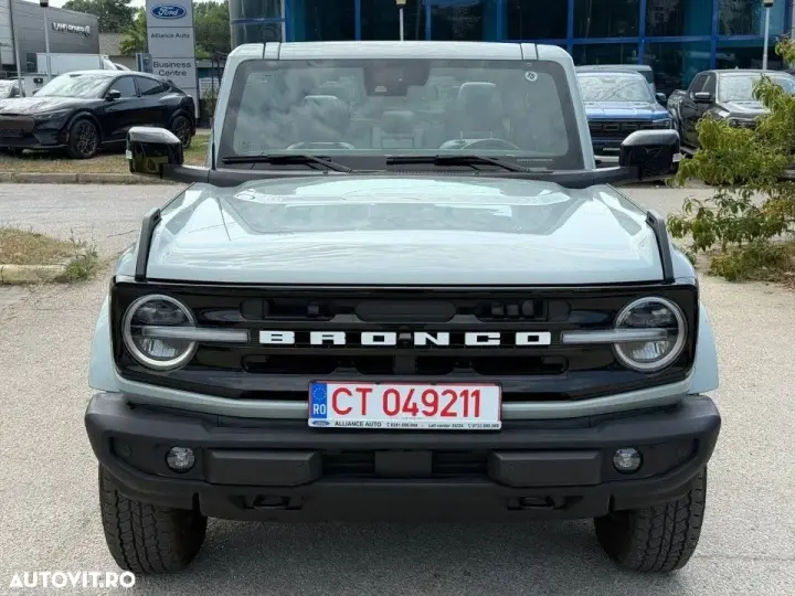 Ford Bronco