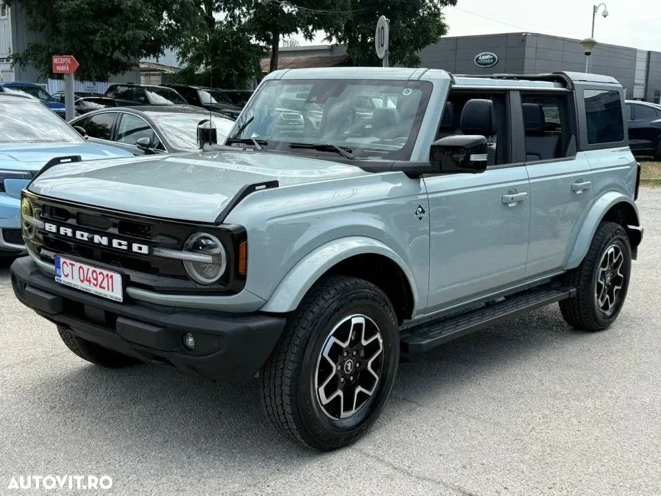 Ford Bronco — imagine 3