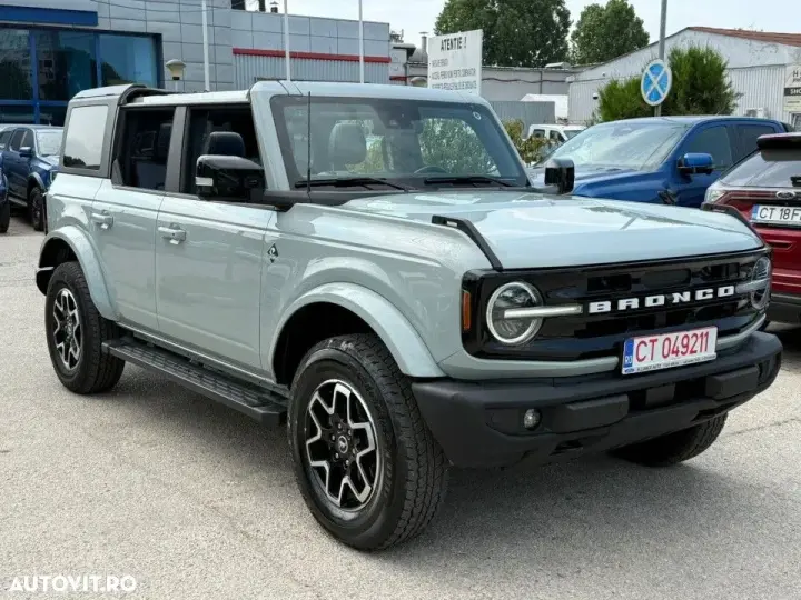 Ford Bronco