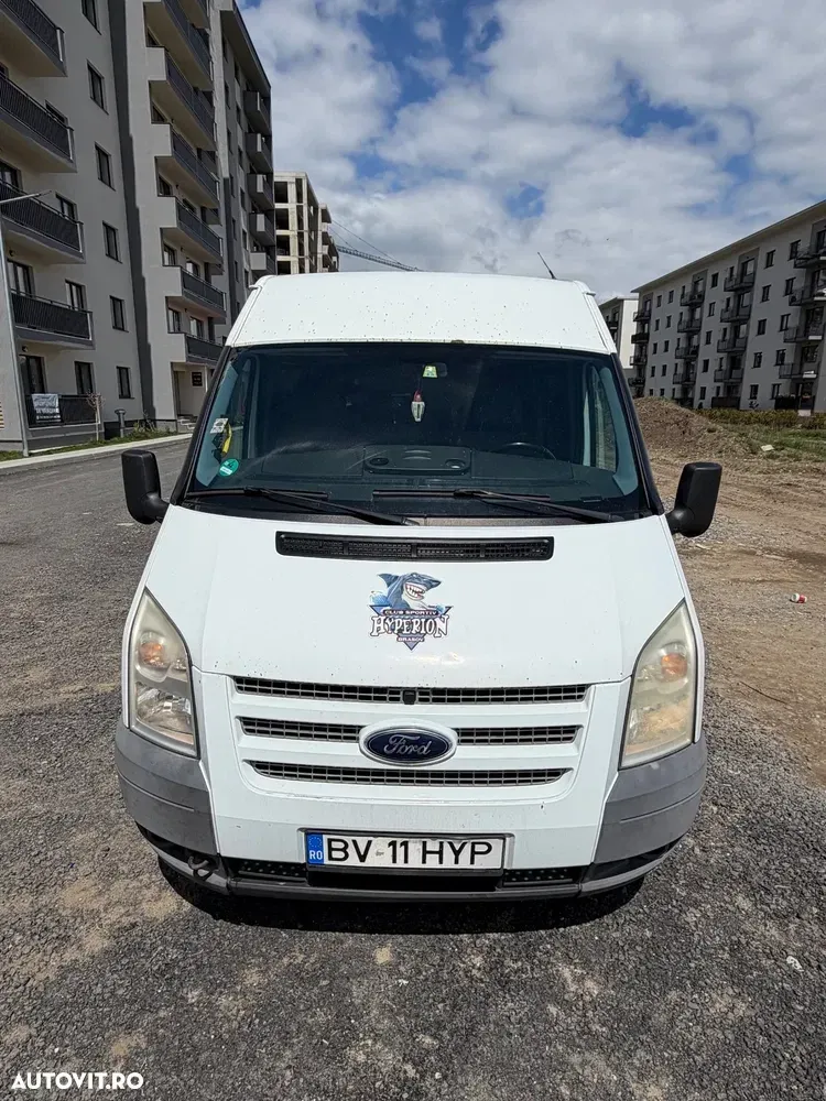 Ford Transit LWB Kombi Trend — imagine 3
