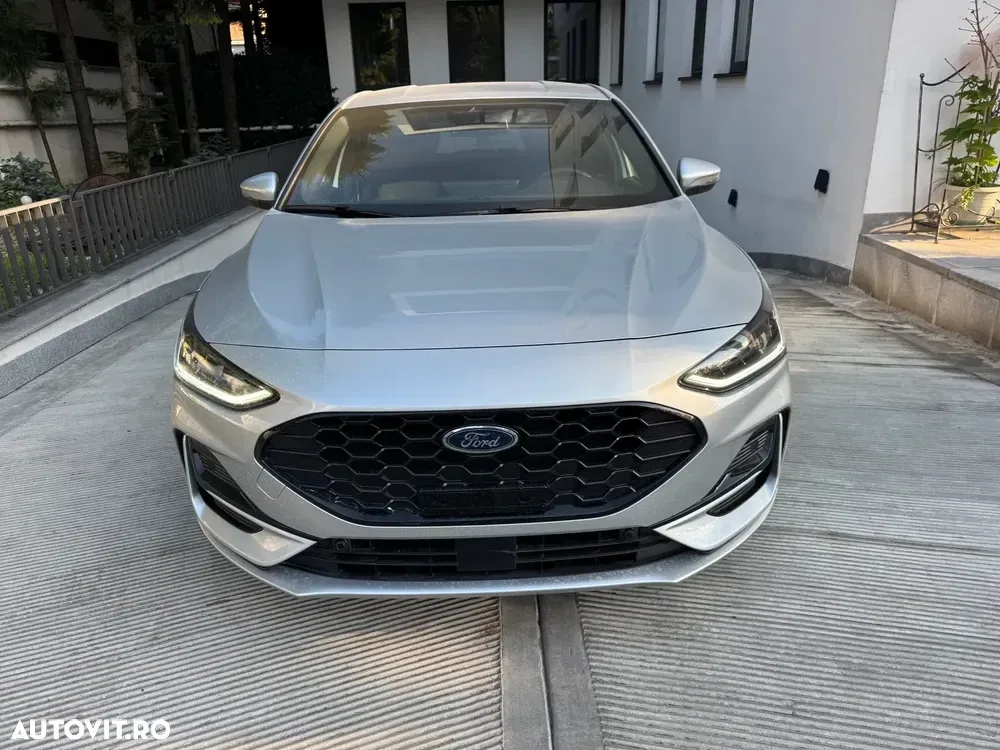 Ford Focus 1.5 EcoBlue 8AT ST-Line — imagine 2