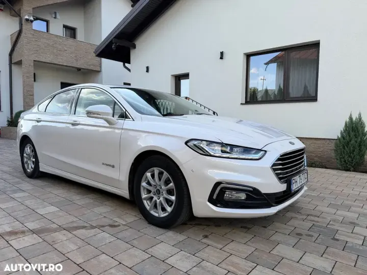 Ford Mondeo IV 2.0 HEV Titanium