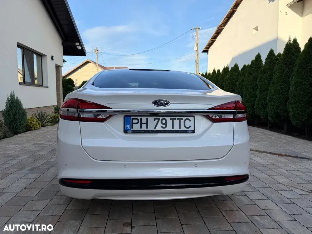 Ford Mondeo IV 2.0 HEV Titanium — imagine 3