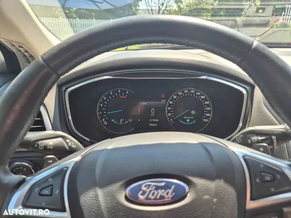 Ford Mondeo IV 2.0 TDCI PowerShift Titanium — imagine 6