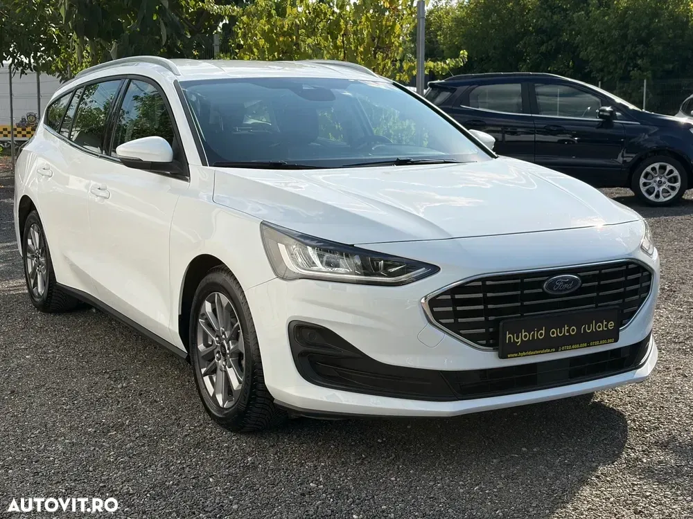 Ford Focus MK4 1.0 EcoBoost MHEV Connected — imagine 6