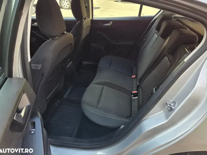 Ford Focus MK4 1.0 EcoBoost Connected