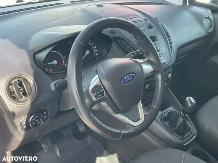Ford Courier