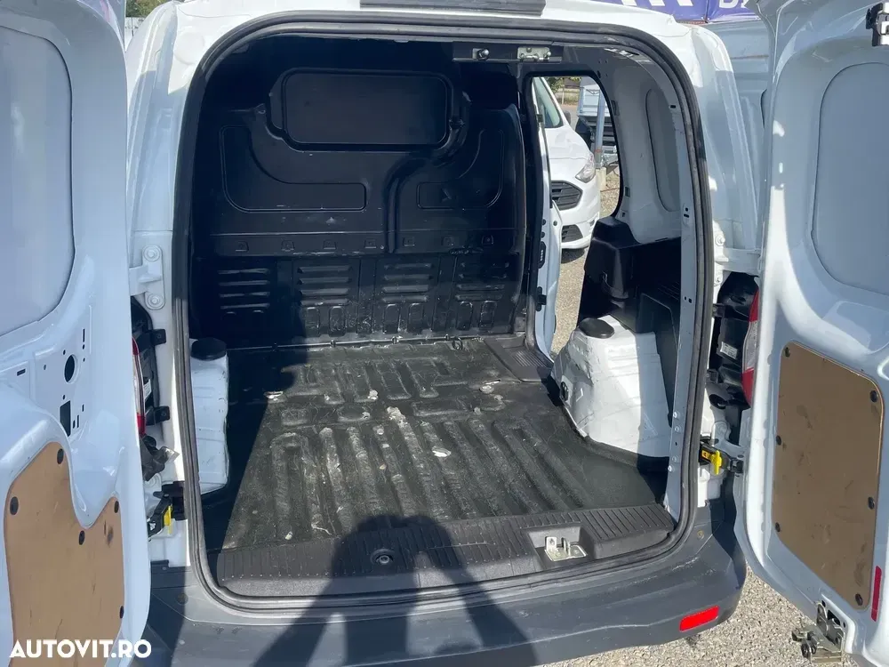 Ford Courier — imagine 6