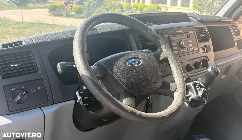 Ford Transit M — imagine 5