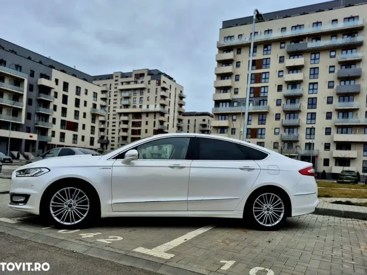 Ford Mondeo IV 2.0 HEV Vignale