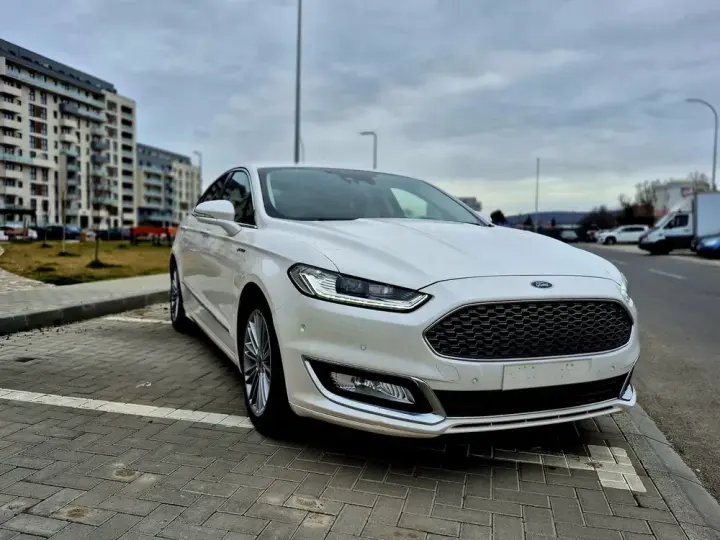 Ford Mondeo IV 2.0 HEV Vignale