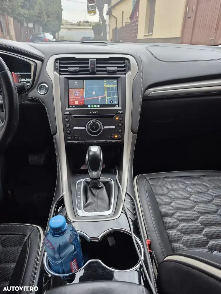 Ford Mondeo IV 2.0 HEV Vignale — imagine 4