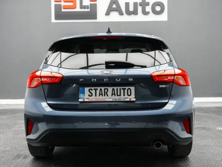 Ford Focus MK4 1.0 EcoBoost MHEV Titanium