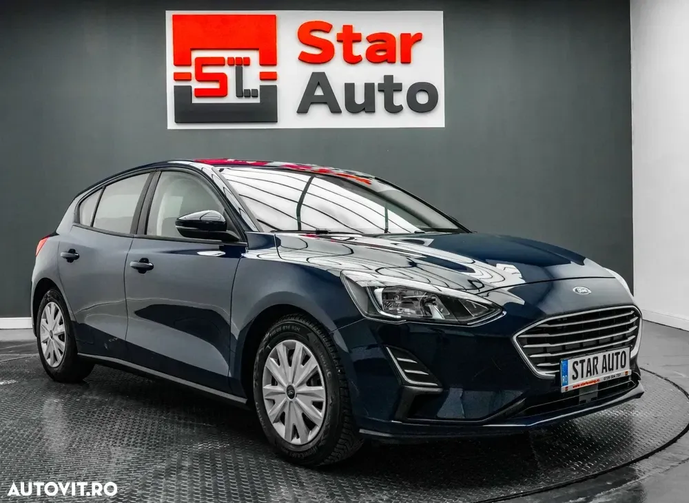 Ford Focus MK4 1.0 EcoBoost Titanium Business — imagine 3