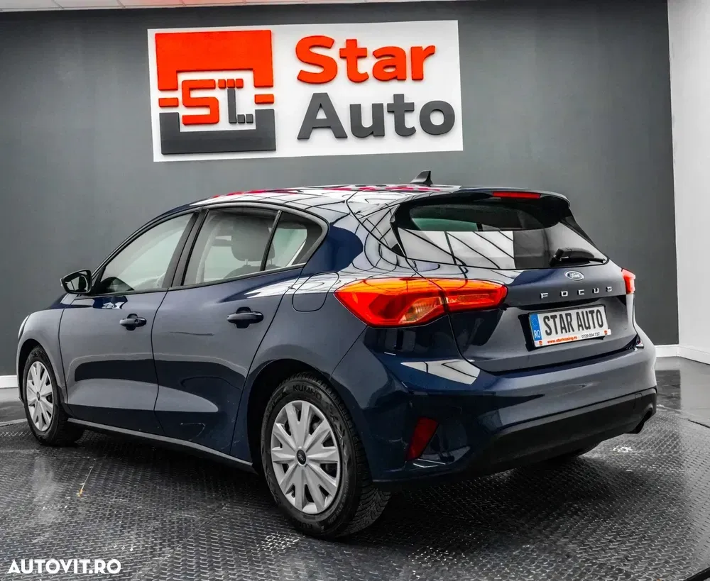 Ford Focus MK4 1.0 EcoBoost Titanium Business — imagine 4