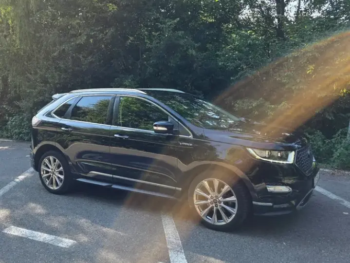 Ford Edge II 2.0 TDCi Powershift Vignale