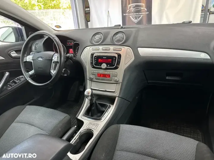 Ford Mondeo III