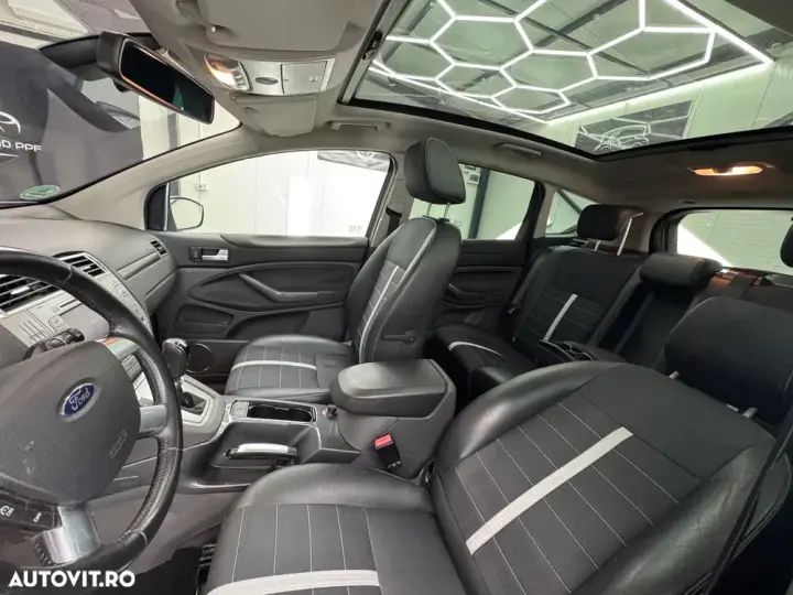 Ford Kuga I 2.0 TDCi Powershift 4WD Titanium